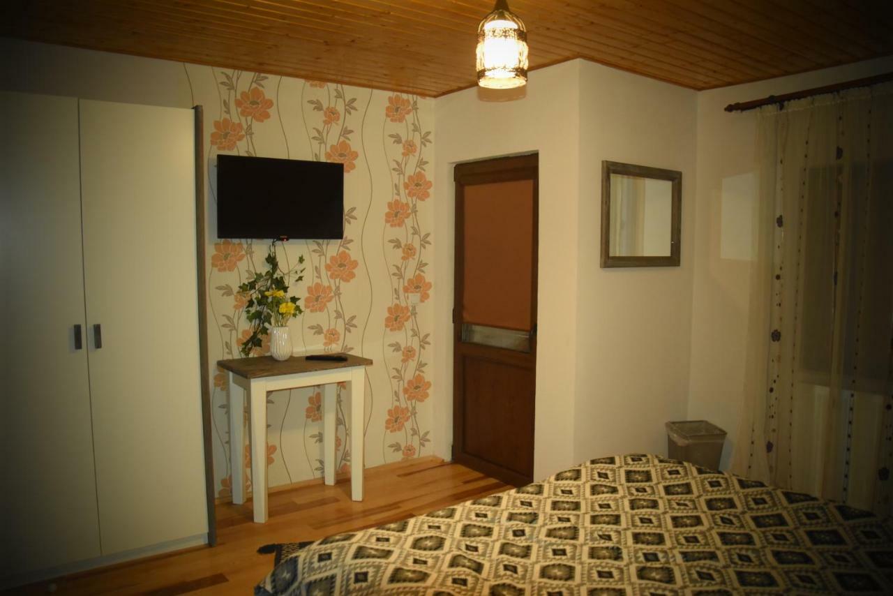 Casa Smeilor Хорезу Экстерьер фото