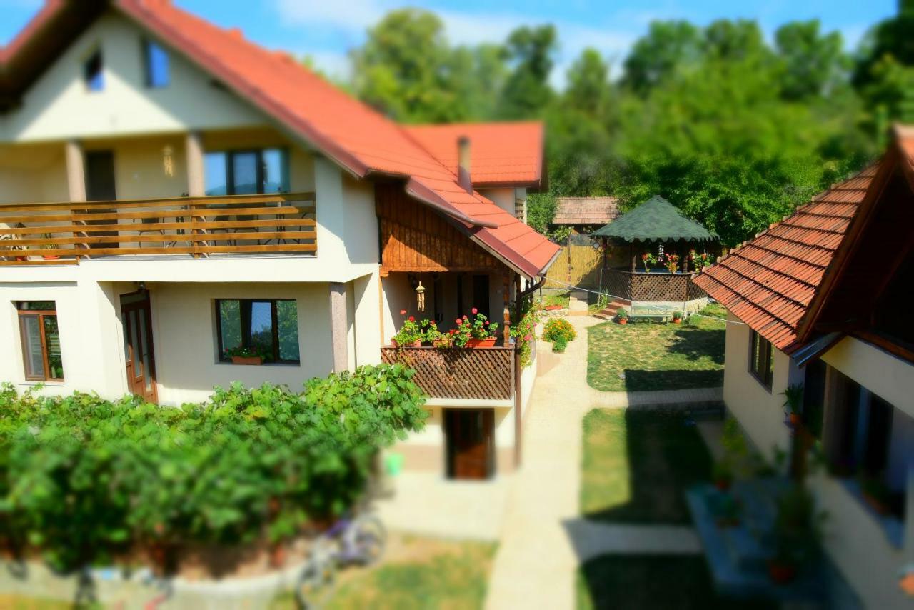 Casa Smeilor Хорезу Экстерьер фото