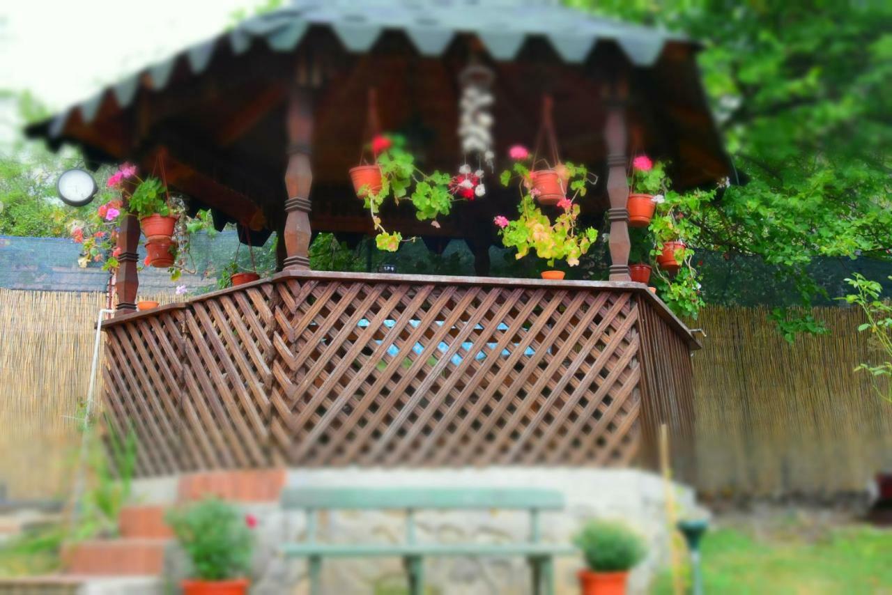 Casa Smeilor Хорезу Экстерьер фото